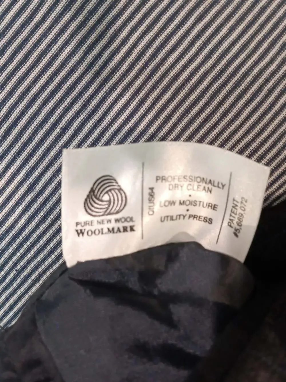 Hart Schaffner & Marx Gold Trumpeter Pure New Wool Pinstripe Suit Jacket